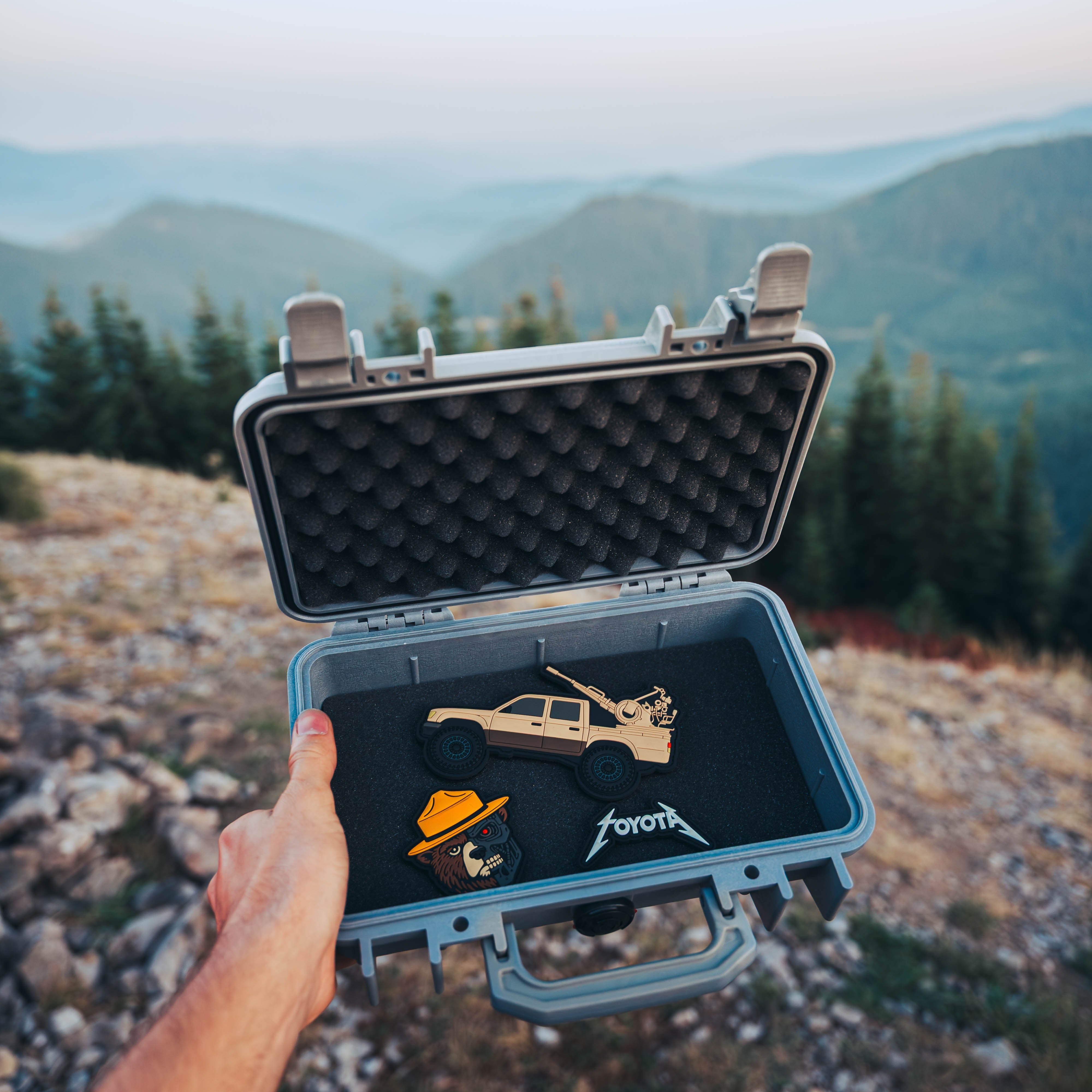 Toyota Hilux, Terminator Bear, Toyota Patch - Launch bundle